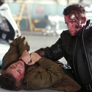 Still of Arnold Schwarzenegger and Nick Stahl in Terminator 3 Rise of the Machines 2003