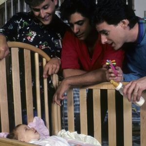 Still of John Stamos, Dave Coulier and Bob Saget in Full House (1987)