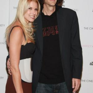 Howard Stern and Beth Stern at event of Margot at the Wedding 2007