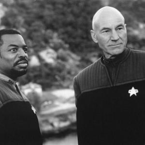 Still of LeVar Burton and Patrick Stewart in Star Trek Insurrection 1998