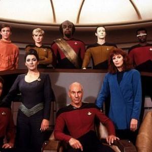Star Trek Next Generation J Frakes M Sirtis P Stewart G McFadden and Cast 1987 Paramount