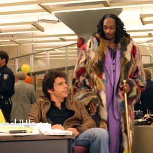Still of Ben Stiller and Snoop Dogg in Starsky amp Hutch 2004