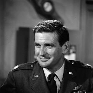 Still of Rod Taylor in The Twilight Zone 1959