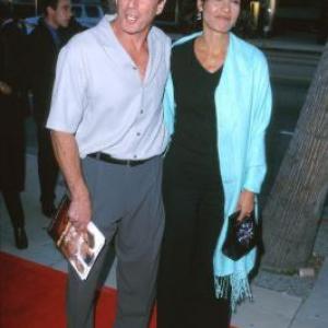 Rachel Ticotin and Peter Strauss at event of On the Beach (2000)