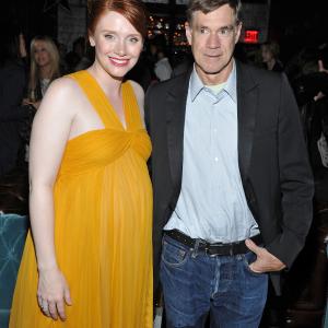 Gus Van Sant and Bryce Dallas Howard at event of Restless 2011