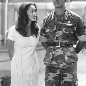 Still of Damon Wayans and Karyn Parsons in Major Payne (1995)