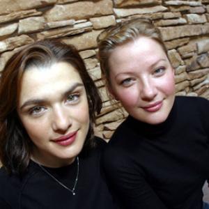 Gretchen Mol and Rachel Weisz at event of The Shape of Things 2003
