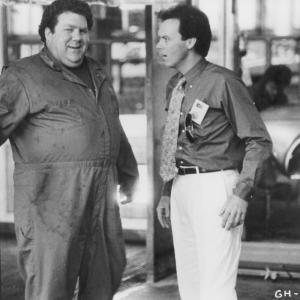 Still of Michael Keaton and George Wendt in Gung Ho (1986)