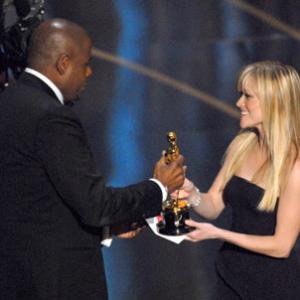 Reese Witherspoon and Forest Whitaker at event of The 79th Annual Academy Awards 2007