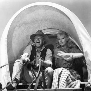 Still of Richard Widmark and Lola Albright in The Way West (1967)