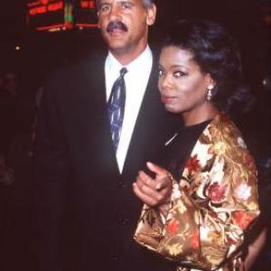 Oprah Winfrey at event of Beloved (1998)