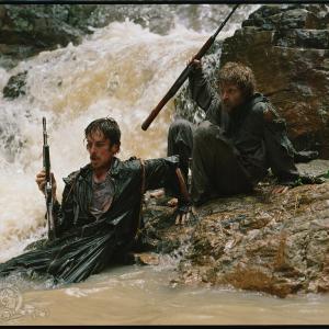 Still of Christian Bale and Steve Zahn in Rescue Dawn (2006)