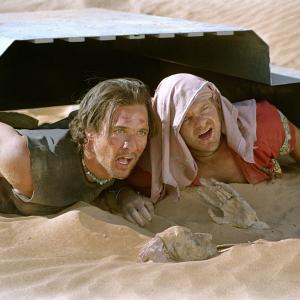 Still of Matthew McConaughey and Steve Zahn in Sahara 2005