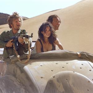 Still of Matthew McConaughey, Steve Zahn and Penélope Cruz in Sahara (2005)