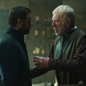Still of Russell Crowe and Max von Sydow in Robinas Hudas 2010