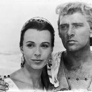 Still of Richard Burton and Claire Bloom in Alexander the Great 1956