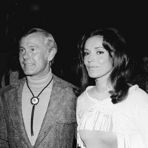 Share Party 1972 Johnny Carson with wife Joanna