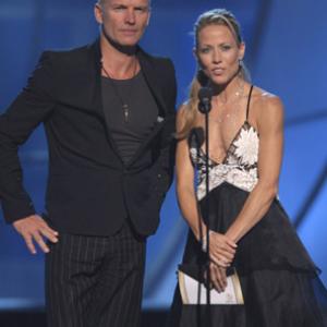 Sting and Sheryl Crow at event of The 48th Annual Grammy Awards 2006
