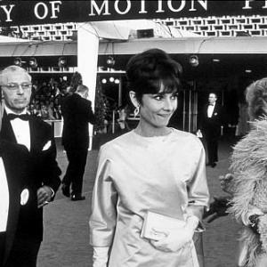 Academy Awards 37th Annual George Cukor Audrey Hepburn