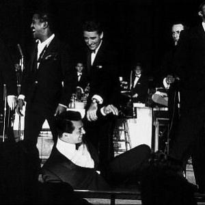 Frank Sinatra, Sammy Davis Jr., Peter Lawford, Joey Bishop, Jerry Lester, Dean Martin perform at Sands Hotel in Las Vegas / 1960 © 1978 Bob Willoughby