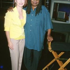 Whoopi Goldberg and Gloria Estefan at event of Hollywood Squares (1998)
