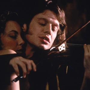 Still of Greta Scacchi and Jason Flemyng in Le violon rouge 1998