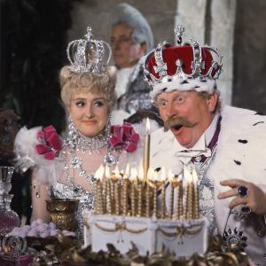 Still of Gert Fröbe and Anna Quayle in Chitty Chitty Bang Bang (1968)