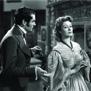 Still of Laurence Olivier and Greer Garson in Pride and Prejudice 1940