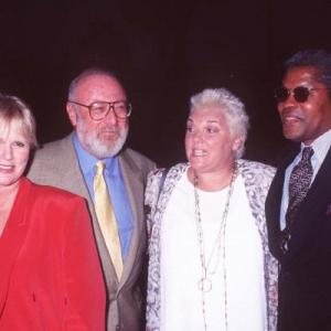 Tyne Daly and Sharon Gless at event of Hoodlum 1997