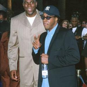 Arsenio Hall and Magic Johnson at event of Nutty Professor II: The Klumps (2000)