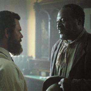 Still of Stephen Lang and Frankie Faison in Gods and Generals 2003