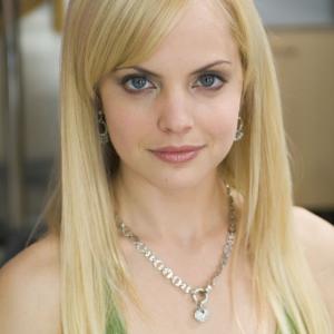 MENA SUVARI stars as Joanne in MGM Pictures comedy BEAUTY SHOP