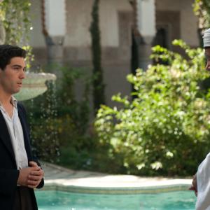 Still of Michael Lonsdale and Tahar Rahim in Les hommes libres 2011