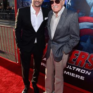 Brian Tyler and Stan Lee at event of Kersytojai 2 2015