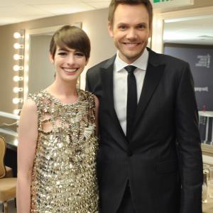 Anne Hathaway and Joel McHale
