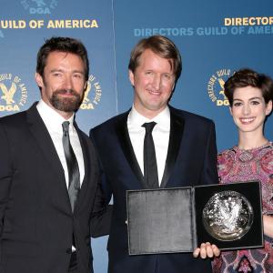 Anne Hathaway Tom Hooper and Hugh Jackman