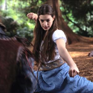 Still of Anne Hathaway in Ella Enchanted 2004