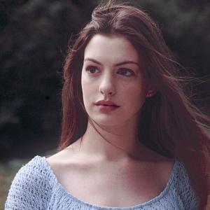 Still of Anne Hathaway in Ella Enchanted (2004)