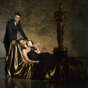 Still of Anne Hathaway and James Franco in The 83rd Annual Academy Awards 2011