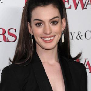 Anne Hathaway at event of Bride Wars (2009)