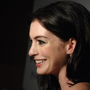 Anne Hathaway at event of Becoming Jane (2007)