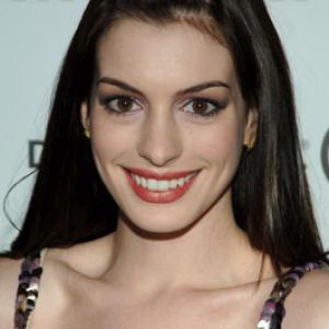 Anne Hathaway at event of Kuprotas kalnas 2005