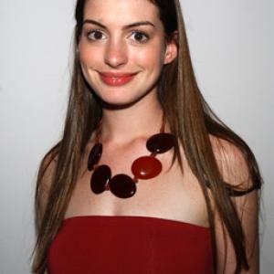 Anne Hathaway at event of Sex and the City 1998
