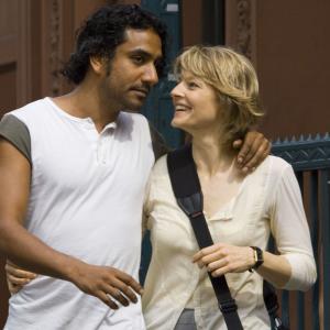Still of Jodie Foster and Naveen Andrews in The Brave One (2007)