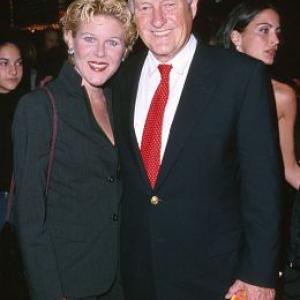 Orson Bean and Alley Mills at event of Charlies Angels 2000