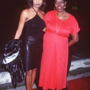 Garcelle Beauvais at event of Kissing a Fool 1998