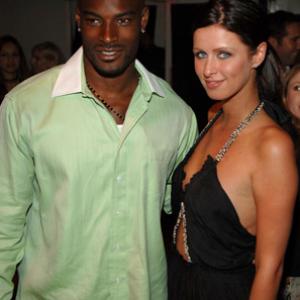 Tyson Beckford and Nicky Hilton at event of Entourage 2004