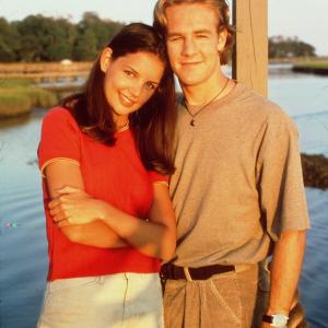 Still of James Van Der Beek and Katie Holmes in Dawsons Creek 1998