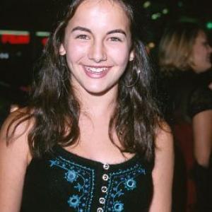 Camilla Belle at event of Charlies Angels 2000