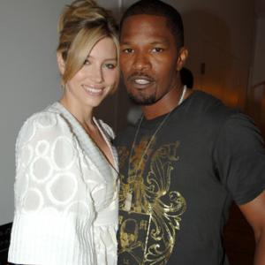 Jessica Biel and Jamie Foxx at event of Total Request Live 1999